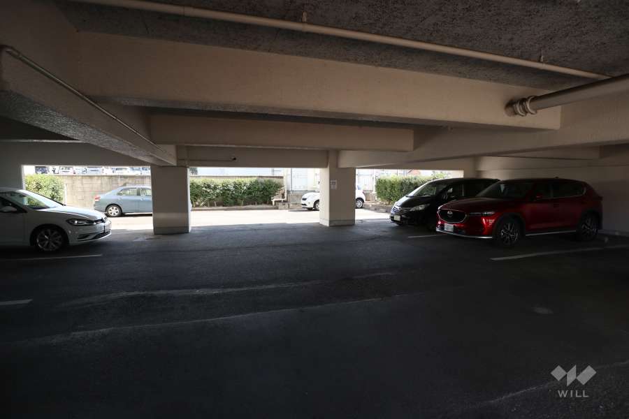 敷地内駐車場（屋内平面式、屋外平面式）