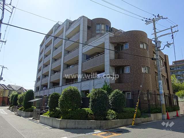 セレッソコート千里山ツインヒルズ壱番館の外観（北東側から）