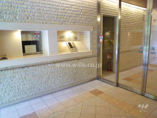 もう1カ所、1階部分にあるエントランス（オートロック付き）