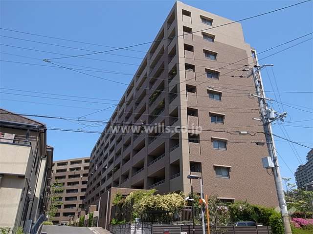 エールグラン千里丘オープンヒルズC棟の外観（南東側から）
