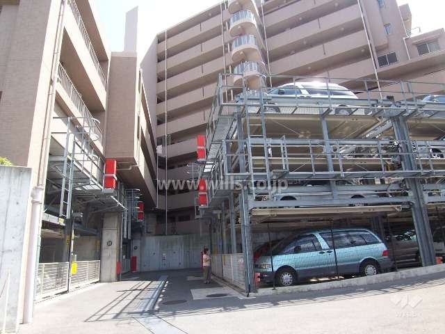 敷地内駐車場（機械式）