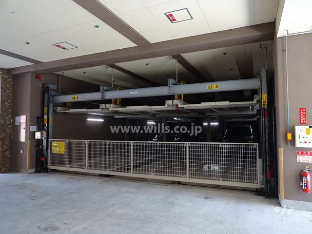 敷地内駐車場（屋内機械式）