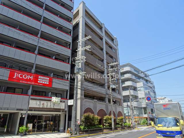セレッソコート江坂ステイシアの外観（南東側から）