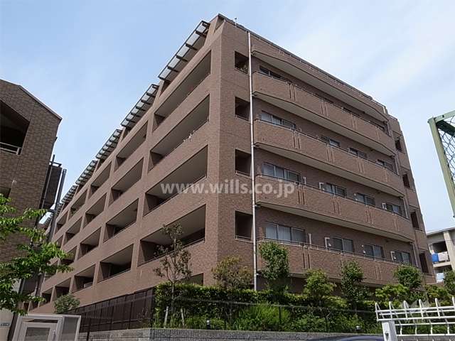 ディーグランセ千里藤白台の外観（南東側から）