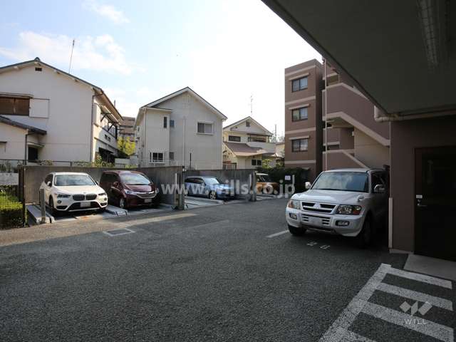 敷地内駐車場（屋外平面式・屋外機械式）