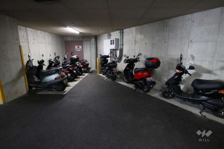 バイク置き場