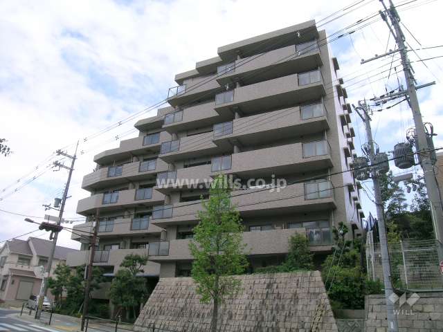 ジオ豊中柴原ＧＲＡＮＤＣＨＩＣの外観（南西側から）