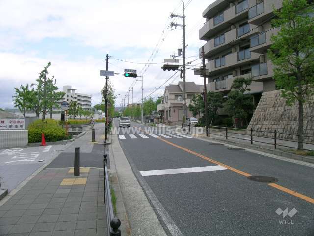 道を挟んで向い側には『市立豊中病院』があります。