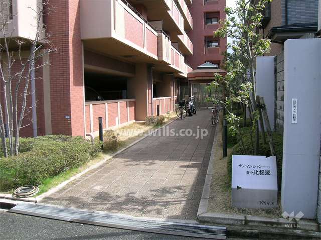 エントランスアプローチ
