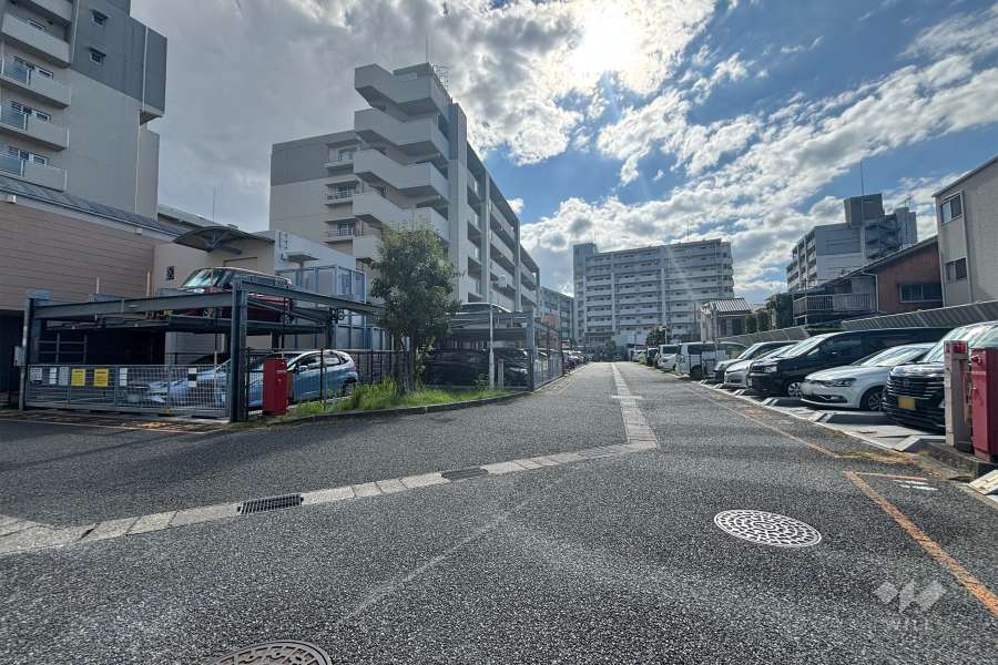 敷地内駐車場（屋外機械式）