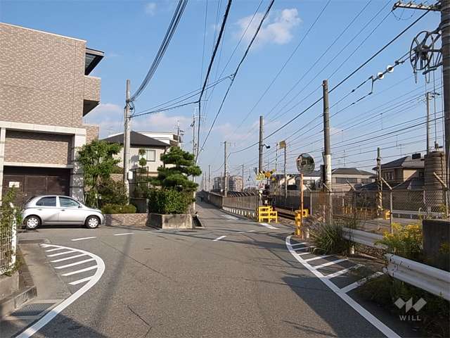 敷地の南側にはJR福知山線が走っています。
