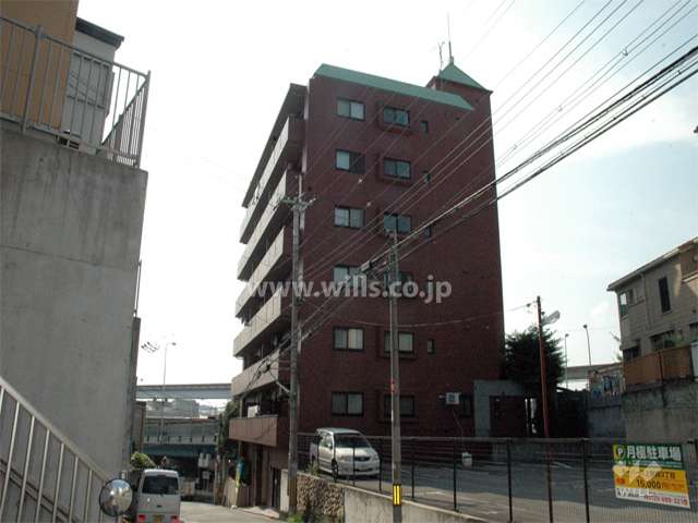 ゴールデングリタ豊中上野の外観（東側から）
