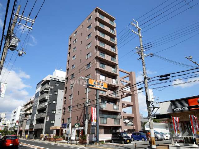 パルム・ドール中桜塚の外観（南西側から）