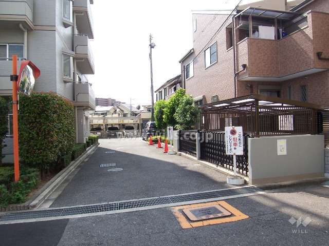 駐車場入り口