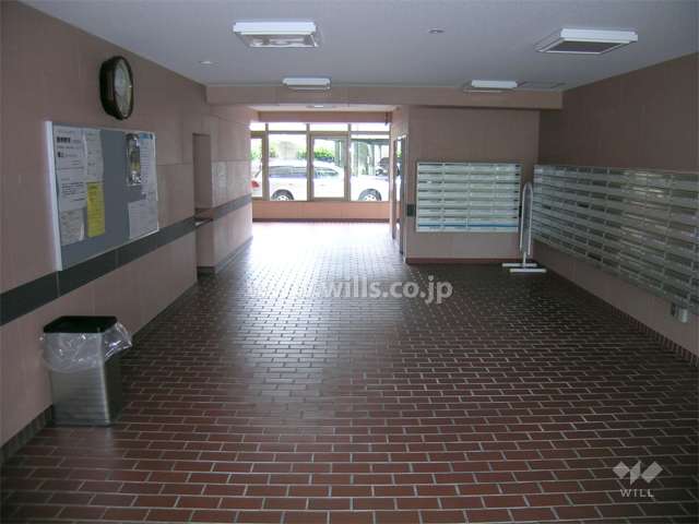 エントランスホール