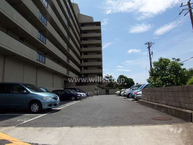 敷地内駐車場（屋外平面式）