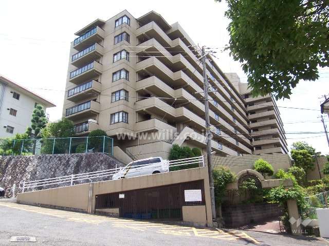サンヴェール千里山の外観（北側から）