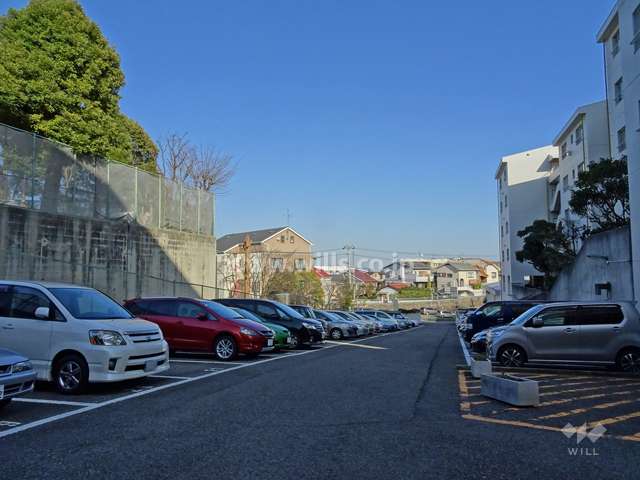 敷地内駐車場（屋外平面式）