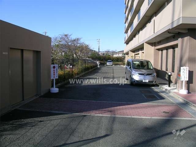 駐車場入り口
