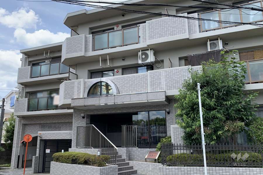 グリーンエクセル東豊中の外観(東側から)