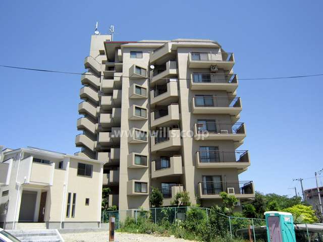 トーカンマンション千里の外観（南西側から）