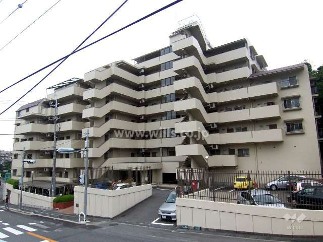 千里丘ロイヤルハイツの外観(北から)