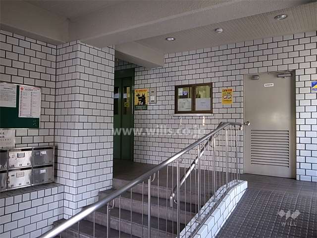 エントランスホール