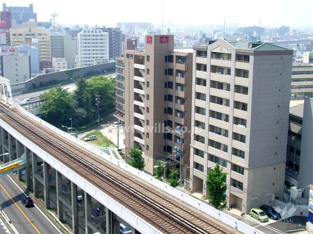 ディナスティ緑地公園の遠景