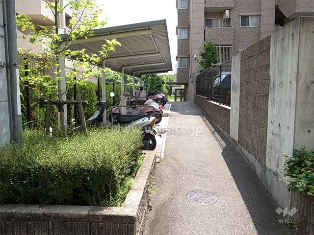 バイク置き場