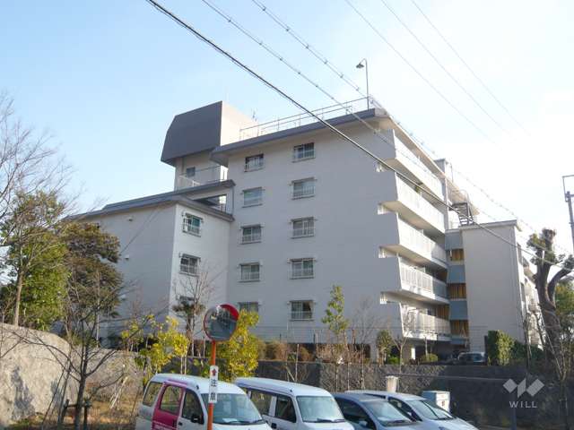 宝塚ビューハイツの外観（北西から）