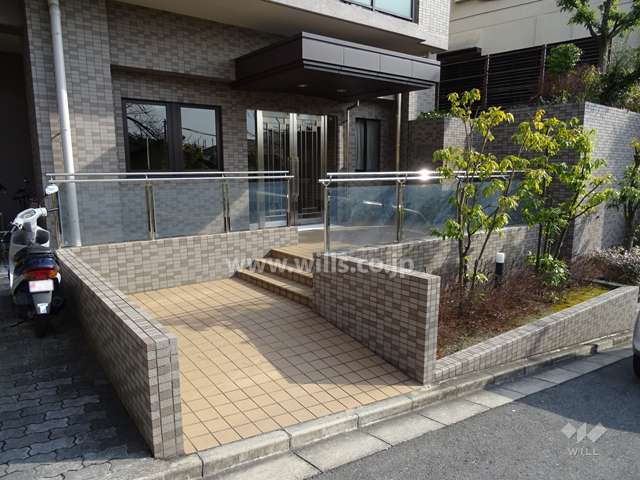 エントランスアプローチ