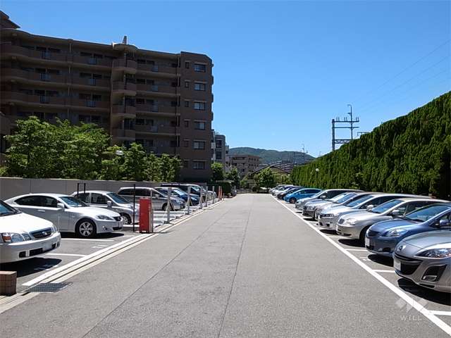 敷地の北側には阪急宝塚線が走っています。