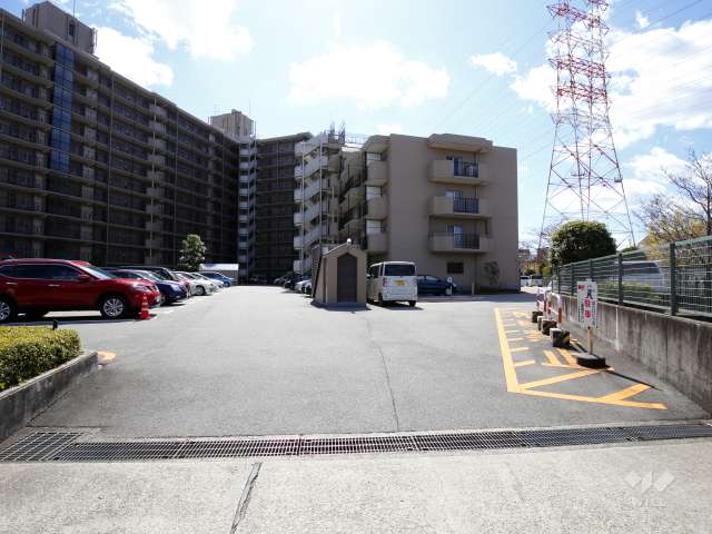 駐車場の出入り口