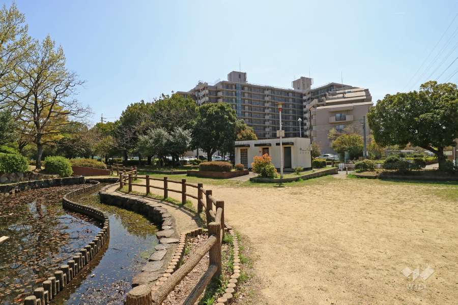 サニードゥエル宝塚A棟の遠景