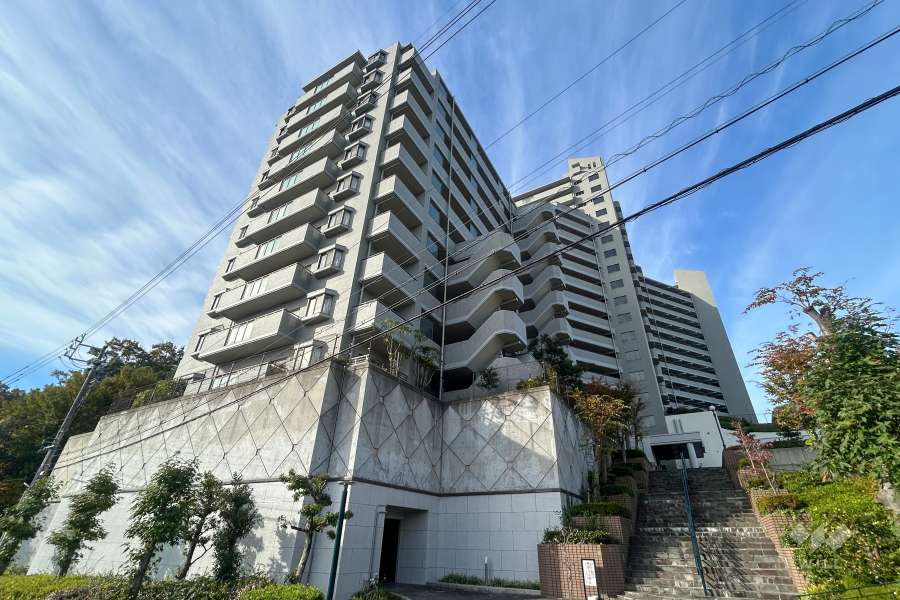 野村新瀬戸ヒルズ・ウィンザーズパーク外観(北東側から)