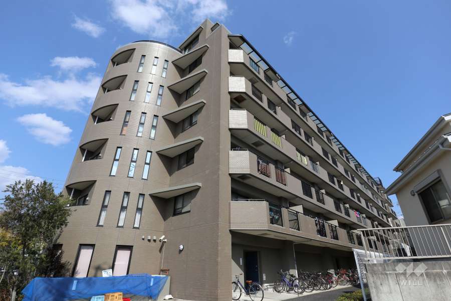 瀬戸西松山パークホームズの外観（南西側から）