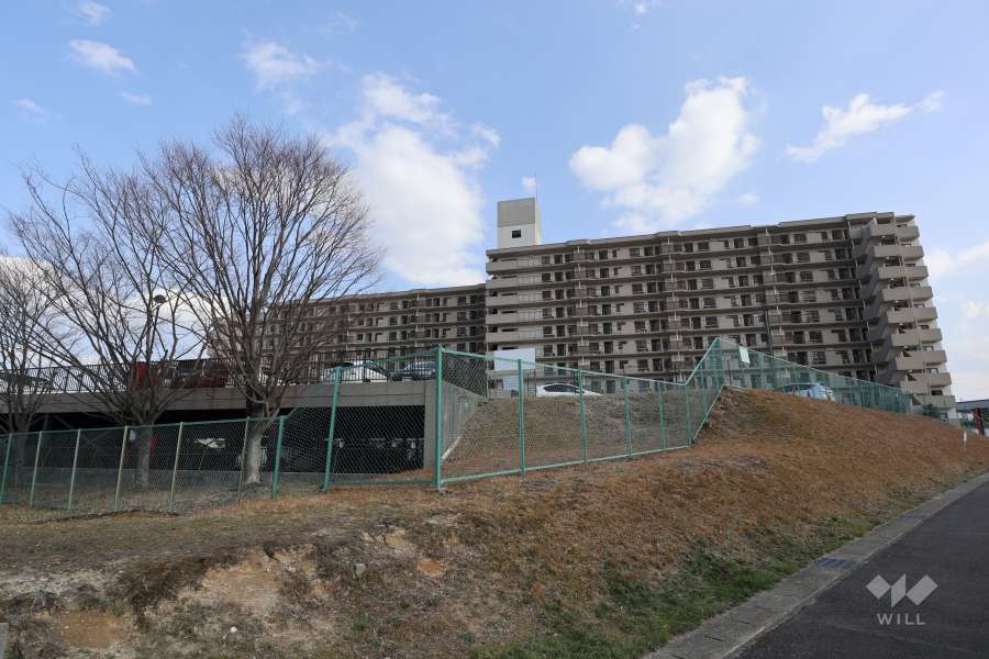 瀬戸水野パークホームズの外観（北西側から）