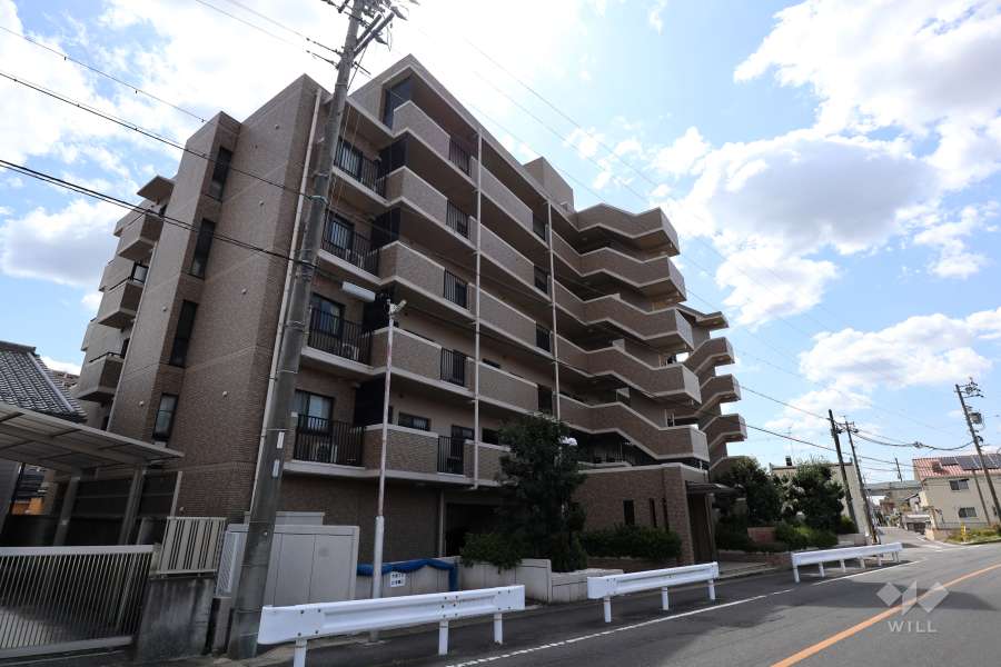 新瀬戸パークホームズの外観（北東側から）