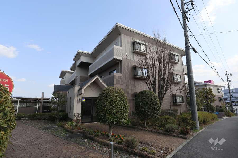 ライフガーデン瀬戸水野５番館の外観（北西側から）