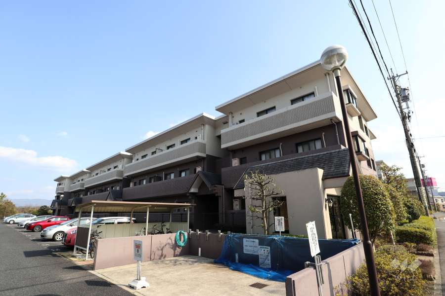 ライフガーデン瀬戸水野２番館の外観（北西側から）