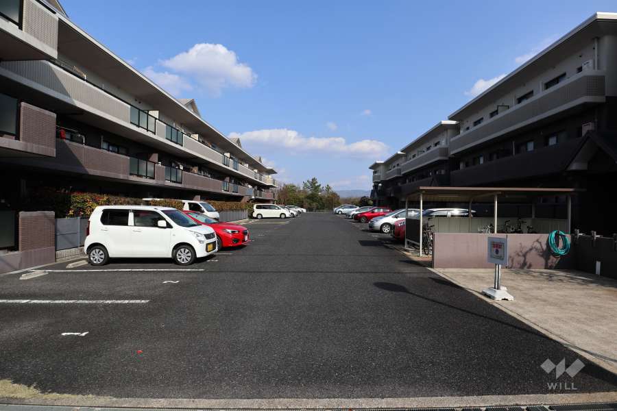 敷地内駐車場（屋外平面式）