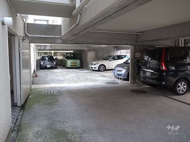 敷地内駐車場（平面式）