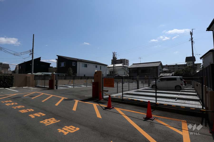 敷地内駐車場（屋外機械式、屋外平面式）