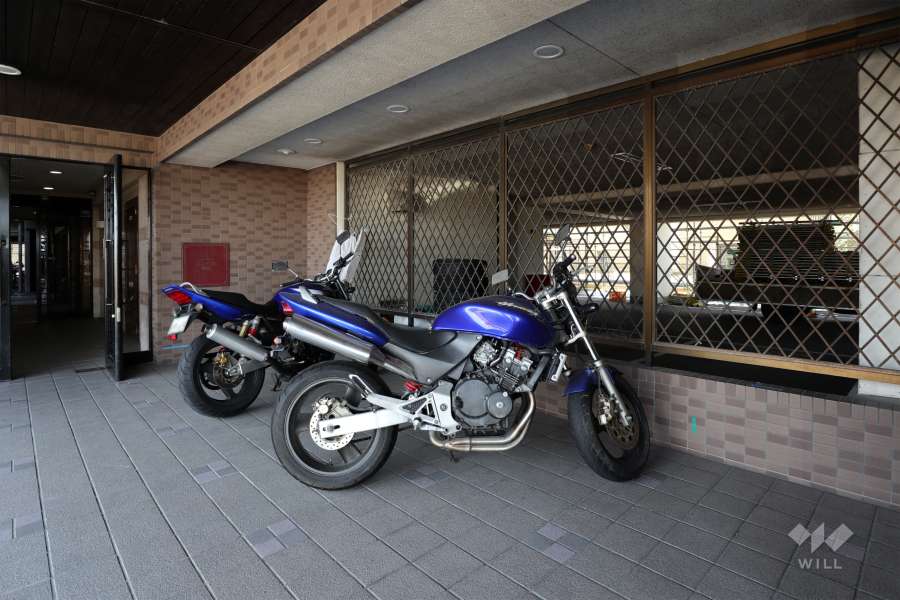 バイク置場