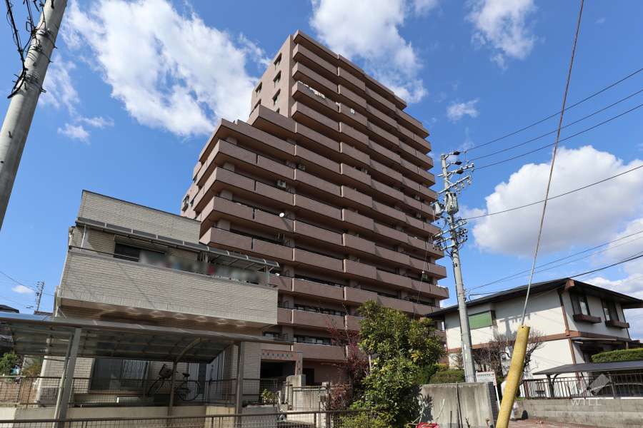 ユニーブル新瀬戸２の外観（南西側から）