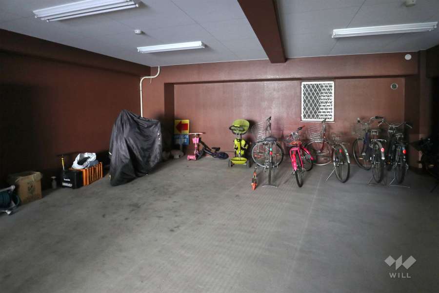 駐輪場、バイク置場