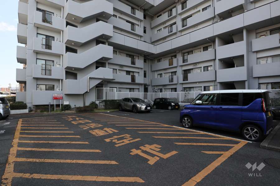 敷地内駐車場（屋外平面式）