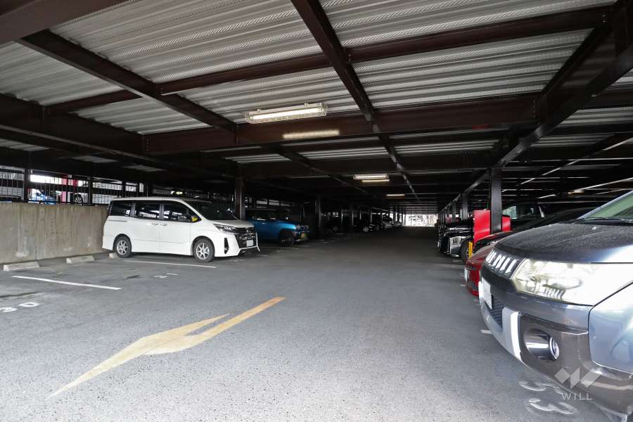 敷地内駐車場（自走式立体、屋内平面式）