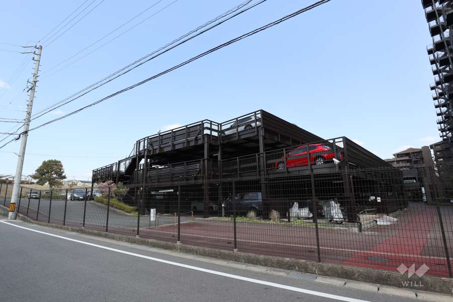 敷地内駐車場（自走式立体、屋外平面式）