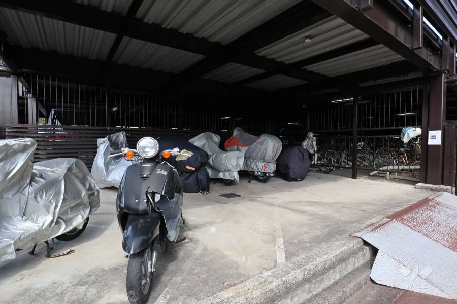 バイク置場